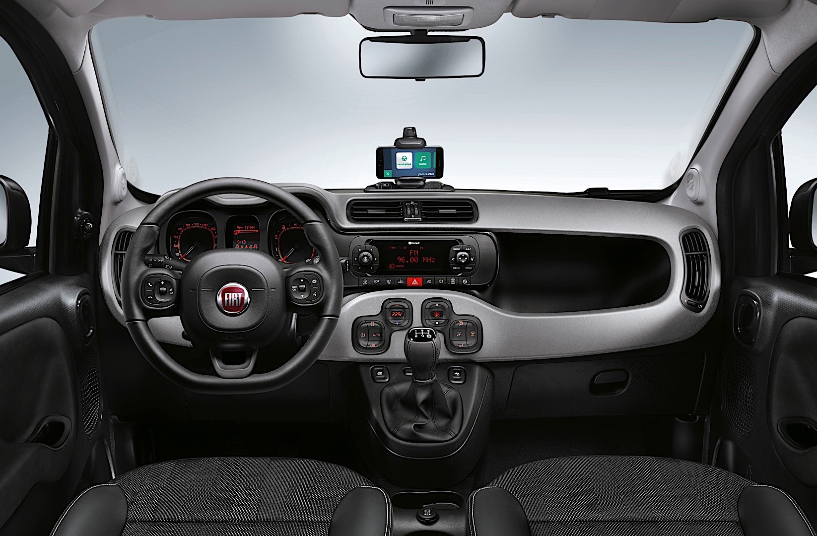 Fiat Panda City Cross photo 34