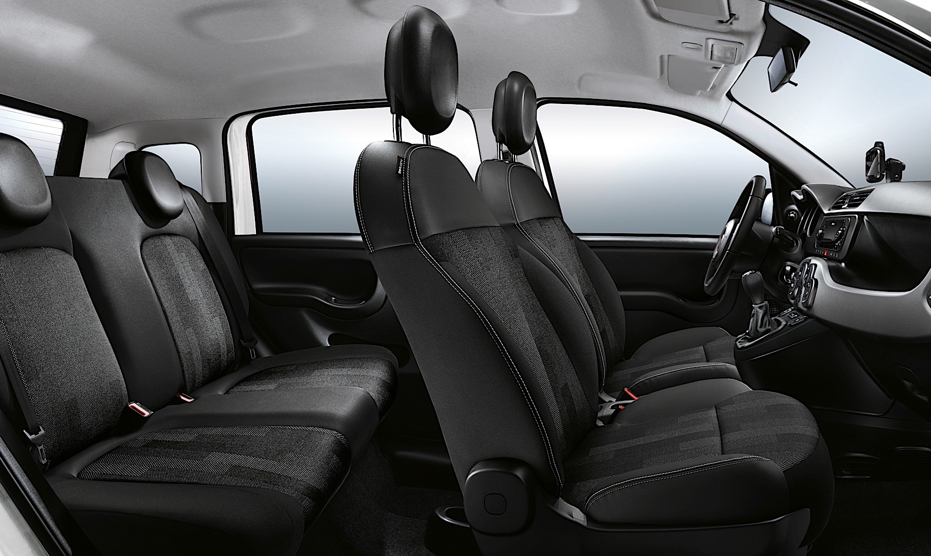 Fiat Panda City Cross photo 35