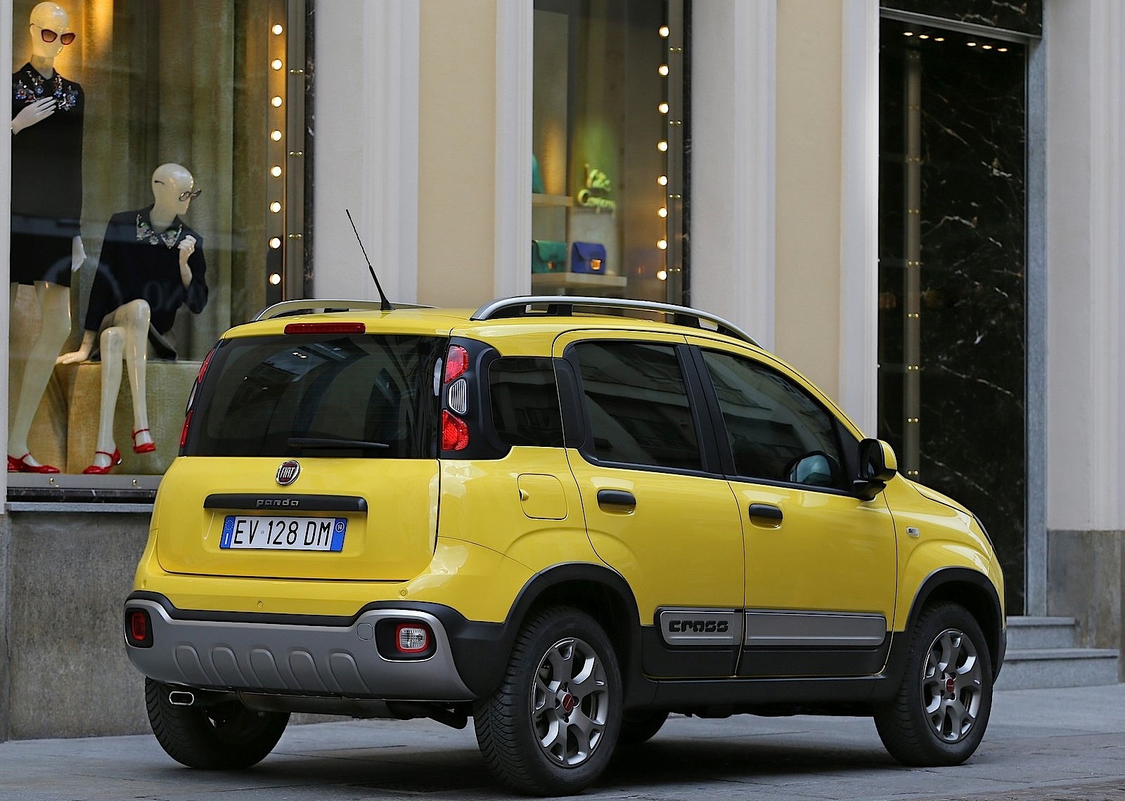 Fiat Panda Cross photo 13