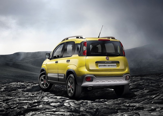 Fiat Panda Cross photo 15