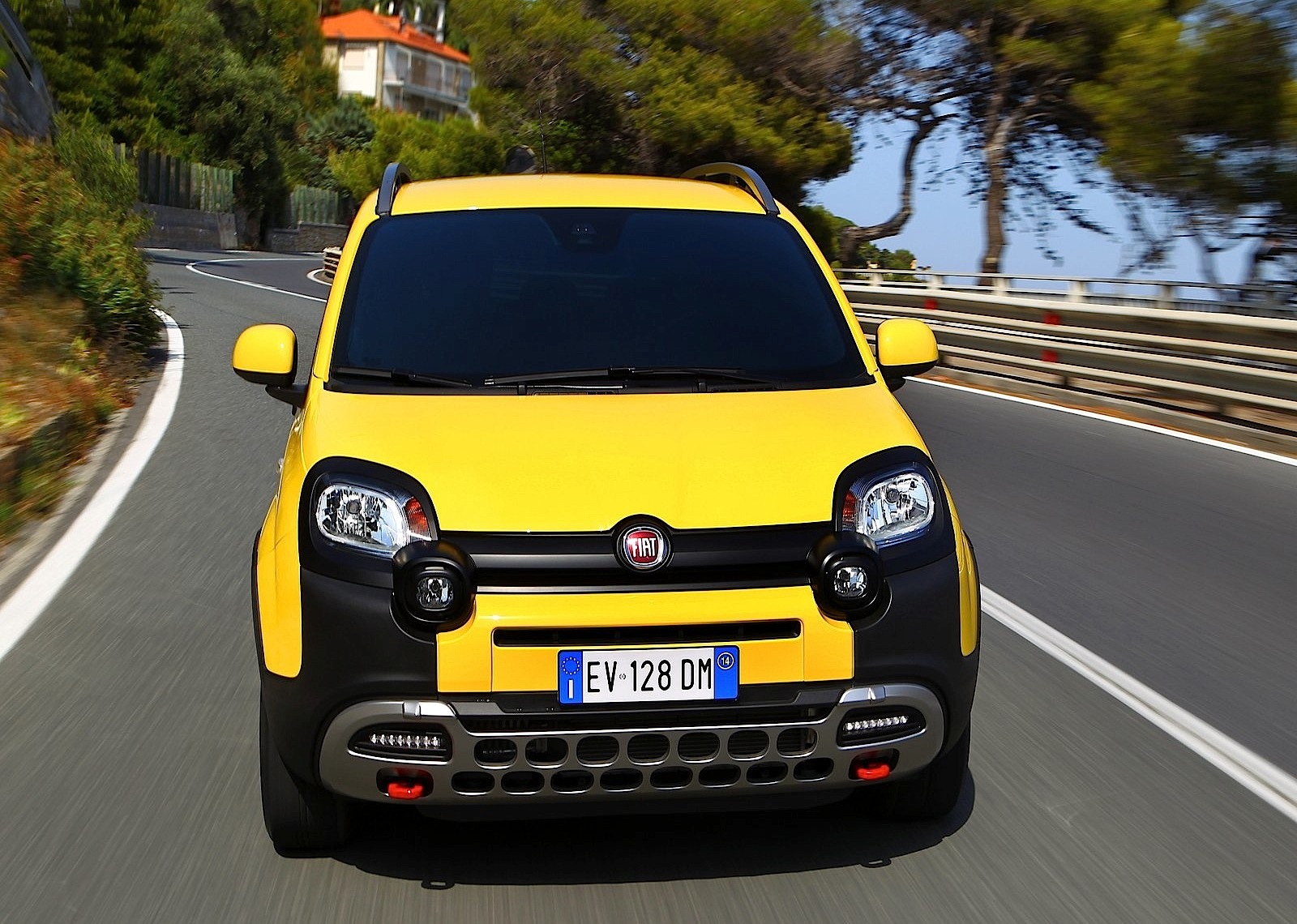 Fiat Panda Cross photo 48
