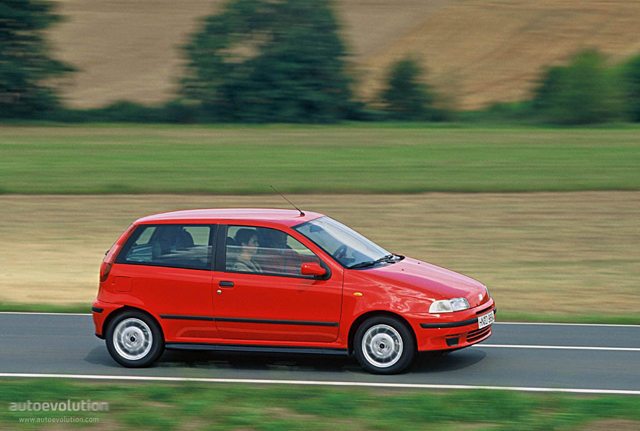 Fiat Punto 3 Doors photo 2