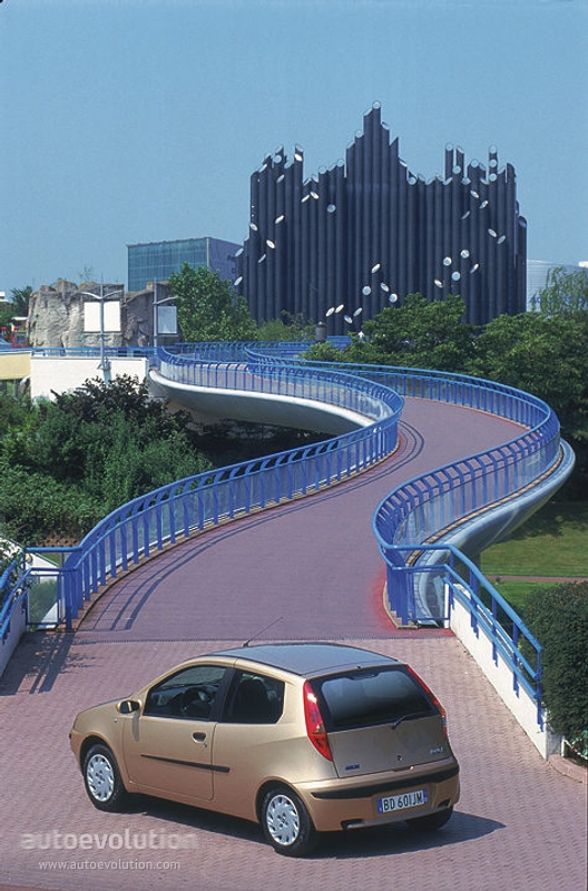 Fiat Punto 3 Doors photo 6