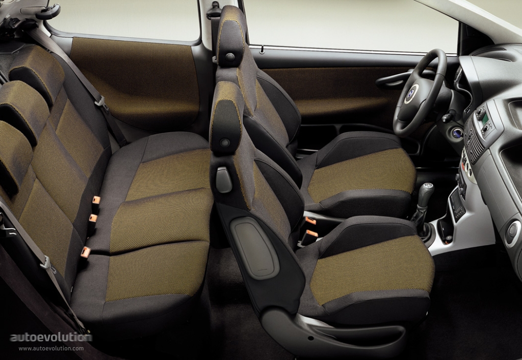 Fiat Punto 3 Doors photo 7