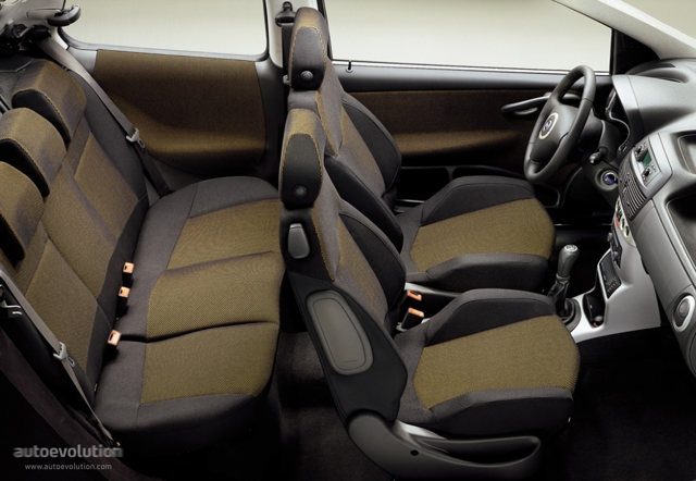 Fiat Punto 3 Doors photo 7