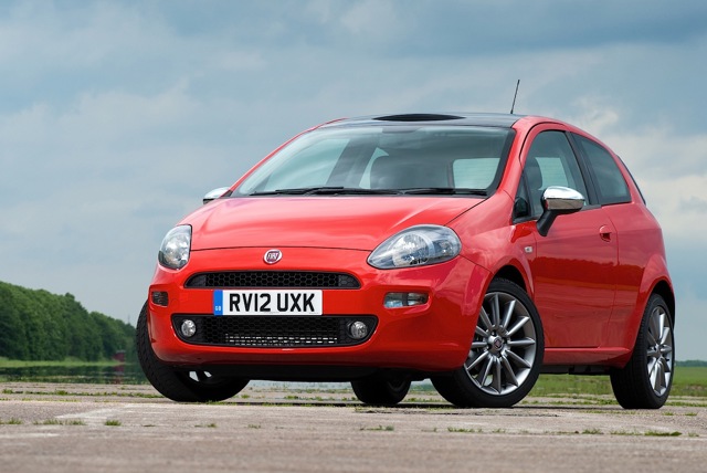 Fiat Punto 3 Doors photo 2