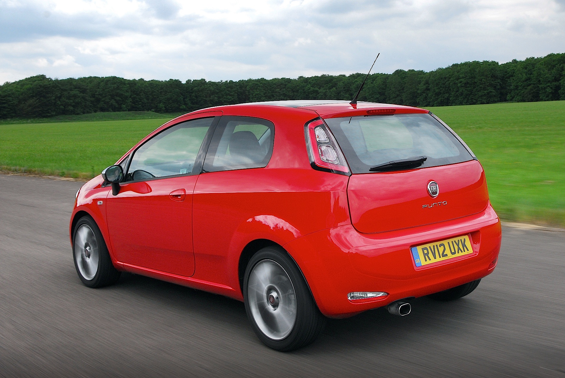 Fiat Punto 3 Doors photo 7