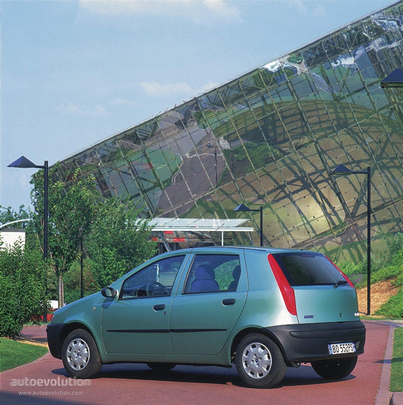 Fiat Punto 5 Doors photo 4