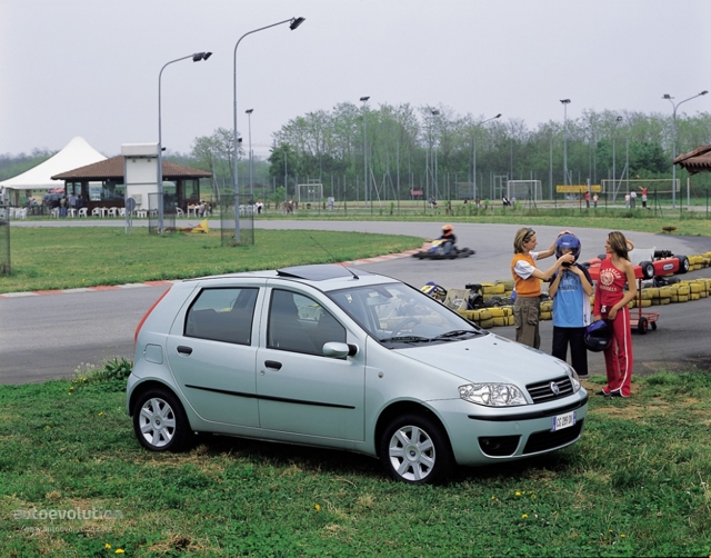 Fiat Punto 5 Doors photo 1