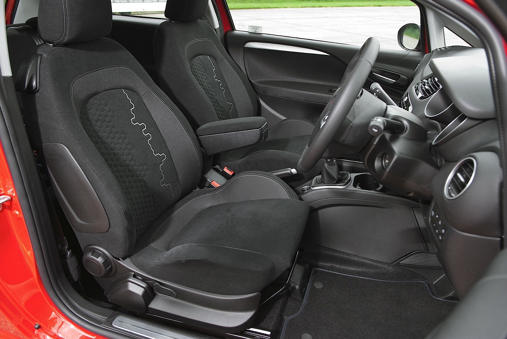 Fiat Punto 5 Doors photo 28