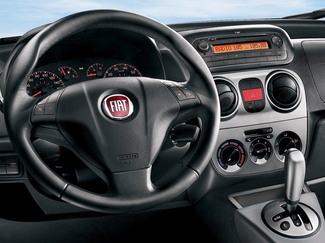 Fiat Qubo photo 72