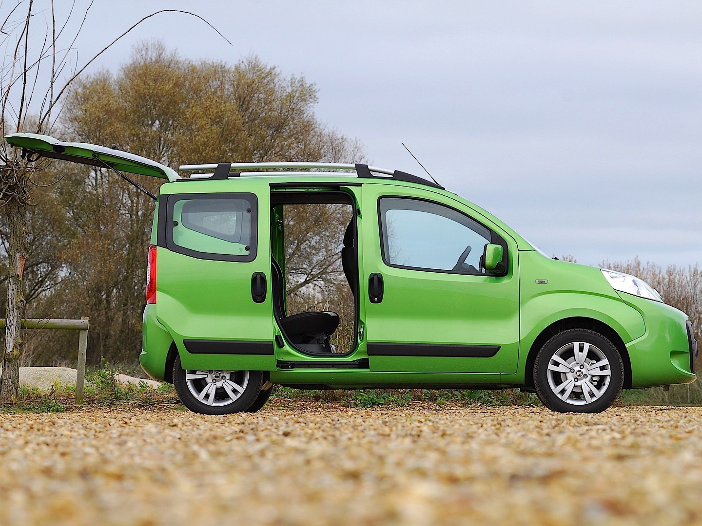 Fiat Qubo photo 23