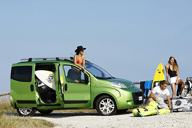 Fiat Qubo photo 2
