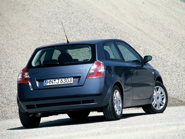 Fiat Stilo 3 Doors foto 11