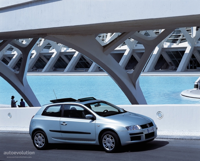 Fiat Stilo 3 Doors foto 2