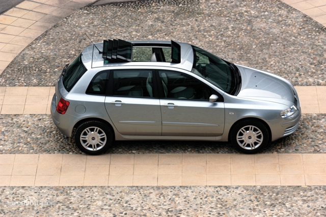Fiat Stilo 5 Doors photo 4