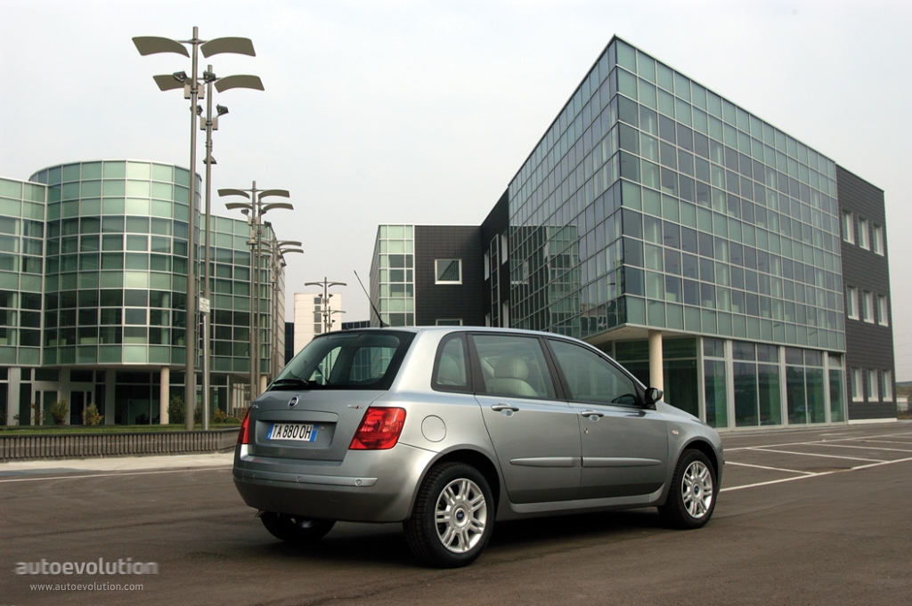 Fiat Stilo 5 Doors photo 5