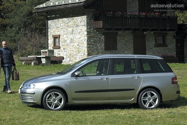 Fiat Stilo Multi Wagon photo 5