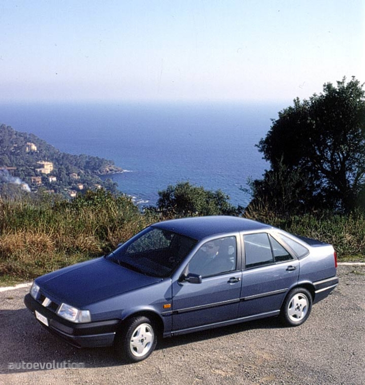 Fiat FIAT Tempra 1.4L 5MT FWD (69 HP)