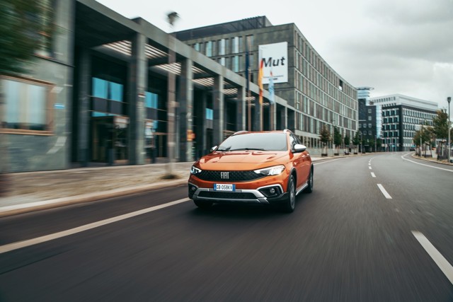 Fiat Tipo Cross photo 5