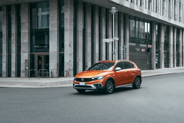 Fiat Tipo Cross photo 3