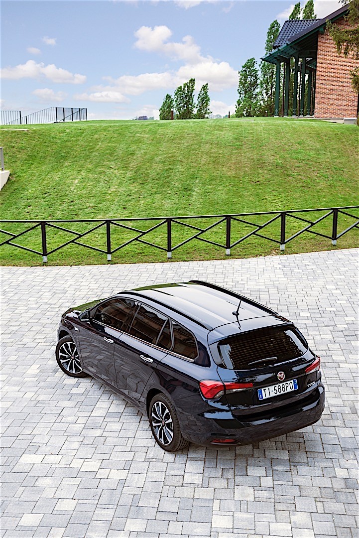 Fiat Tipo Station Wagon photo 19