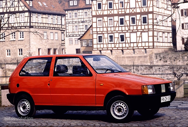 Fiat Uno 3 Doors foto 2
