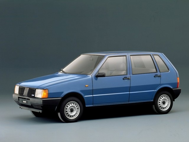 Fiat Uno 5 Doors photo 3