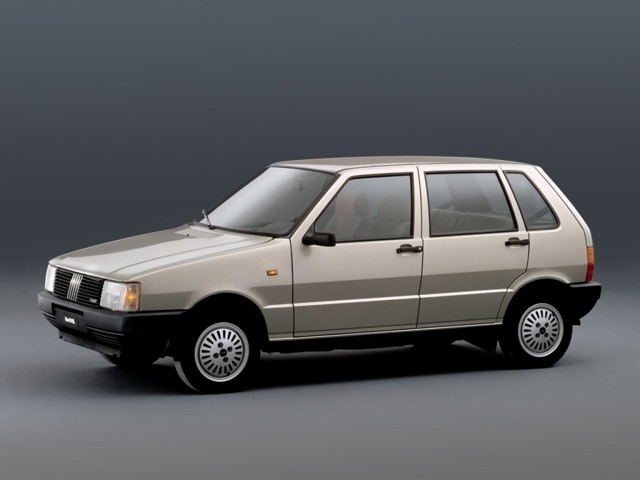 Fiat Uno 5 Doors photo 6