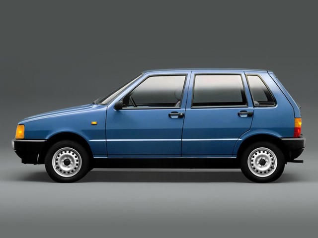 Fiat Uno 5 Doors photo 7