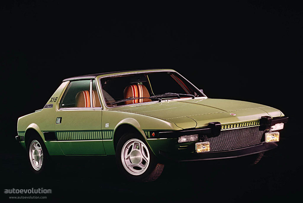 Fiat FIAT X1/9 1.3L 5MT (75 HP)