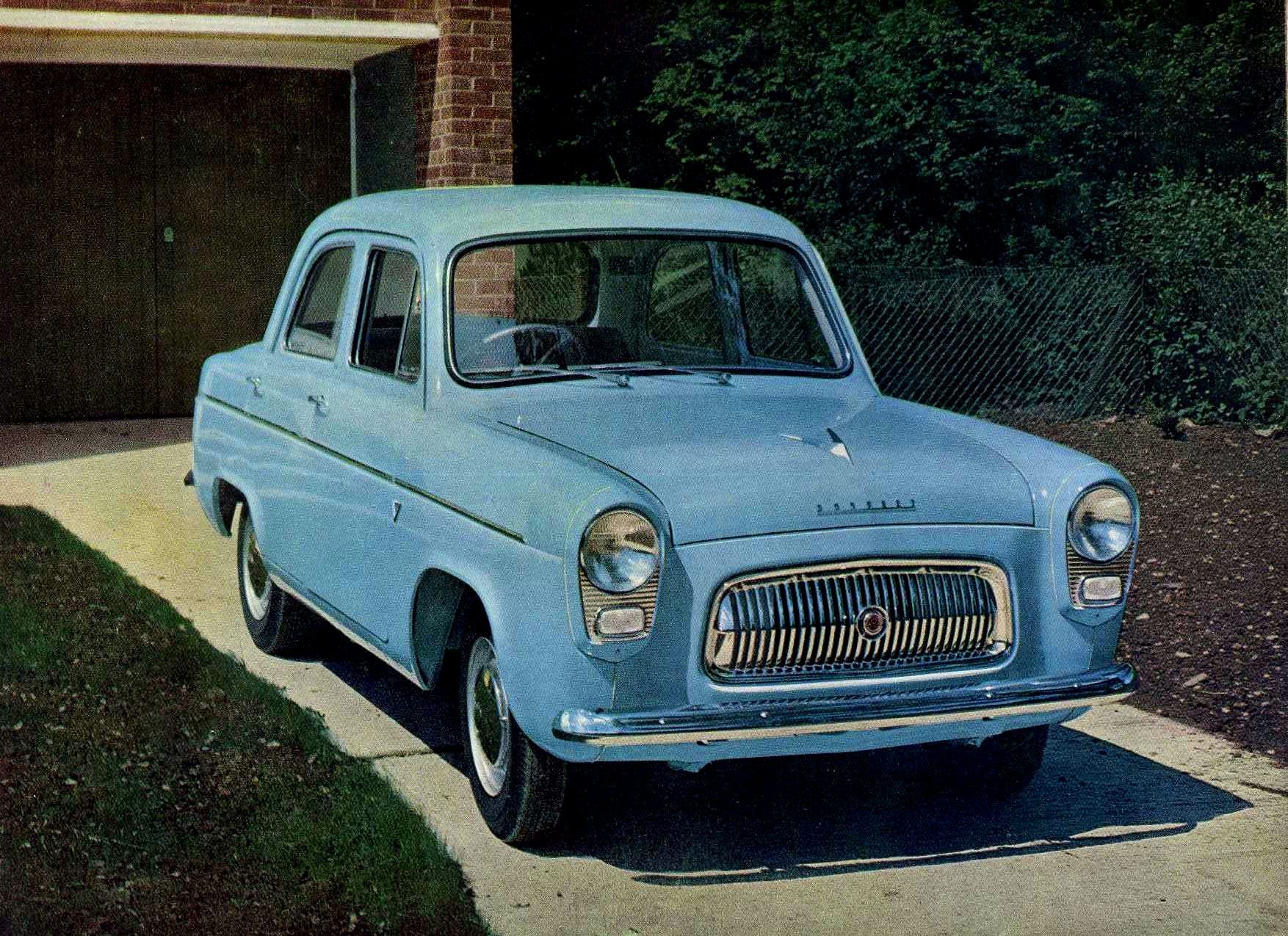 Ford Anglia 100E photo 9