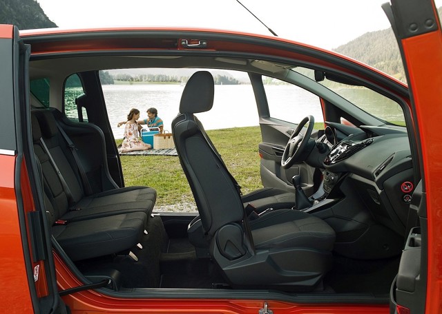 Ford B-Max photo 37