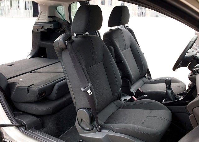 Ford B-Max photo 42