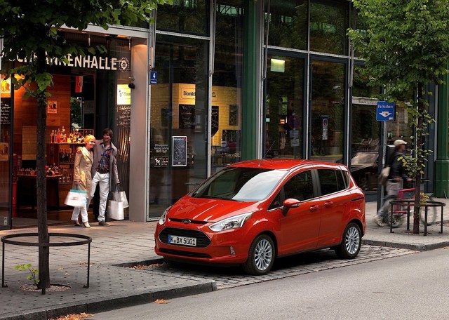 Ford B-Max photo 8