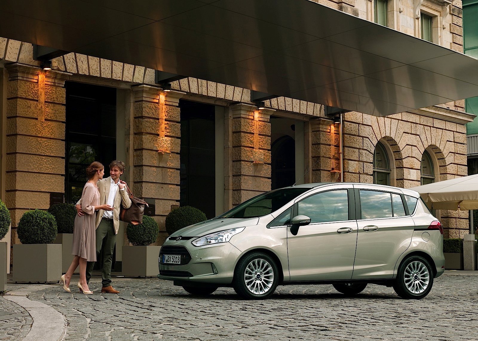 Ford B-Max photo 10