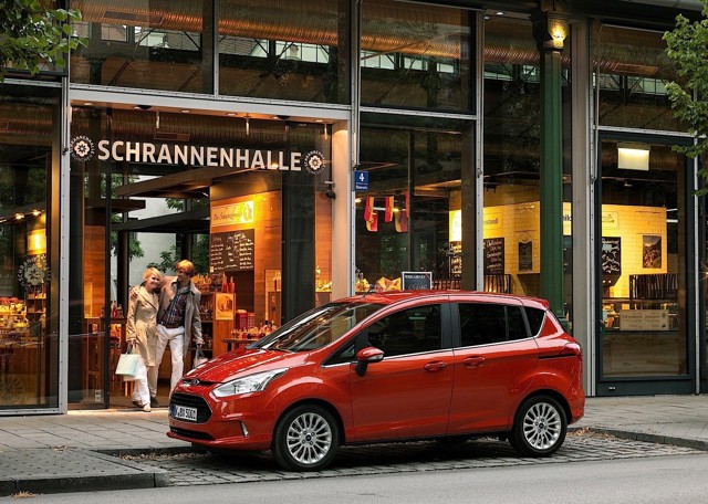 Ford B-Max photo 11