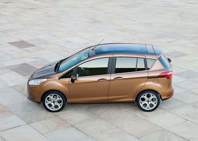 Ford B-Max photo 12