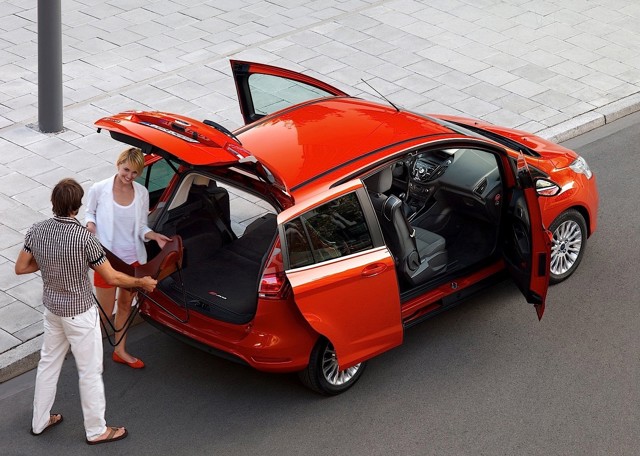 Ford B-Max photo 18