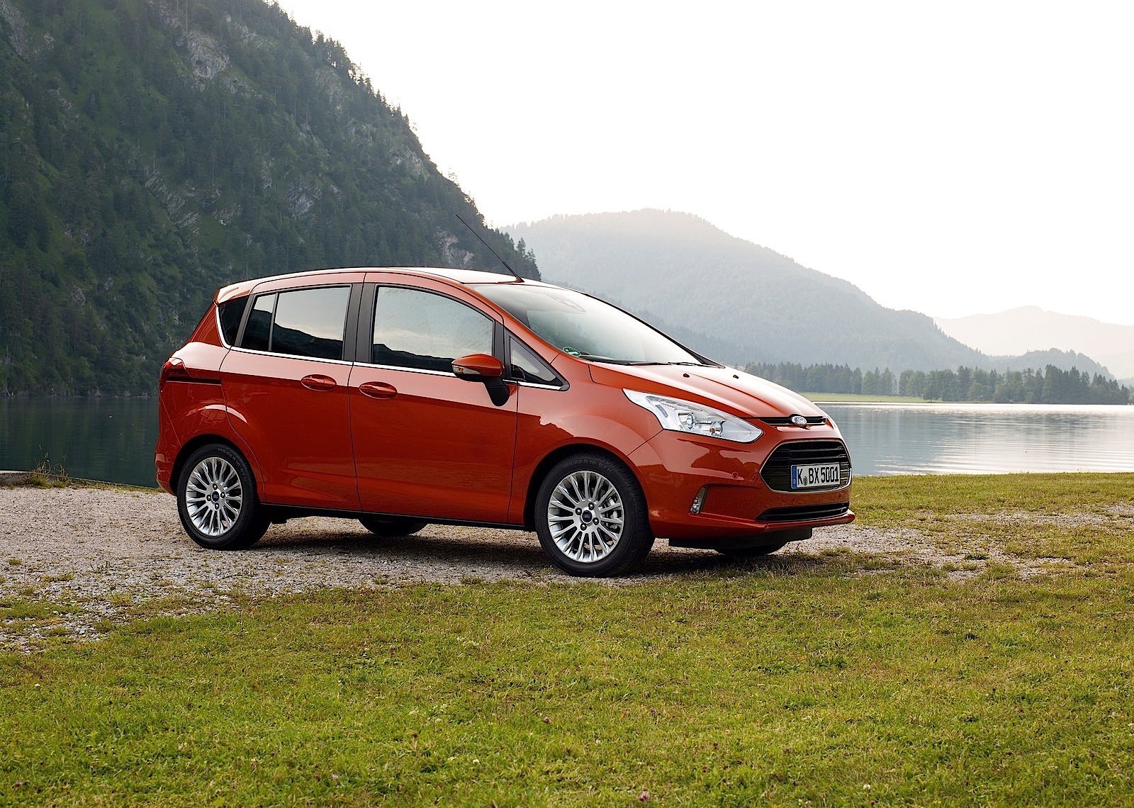 Ford B-Max photo 19