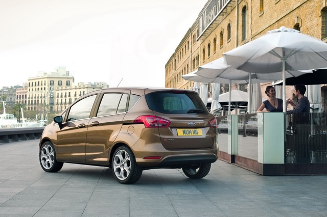 Ford B-Max photo 2
