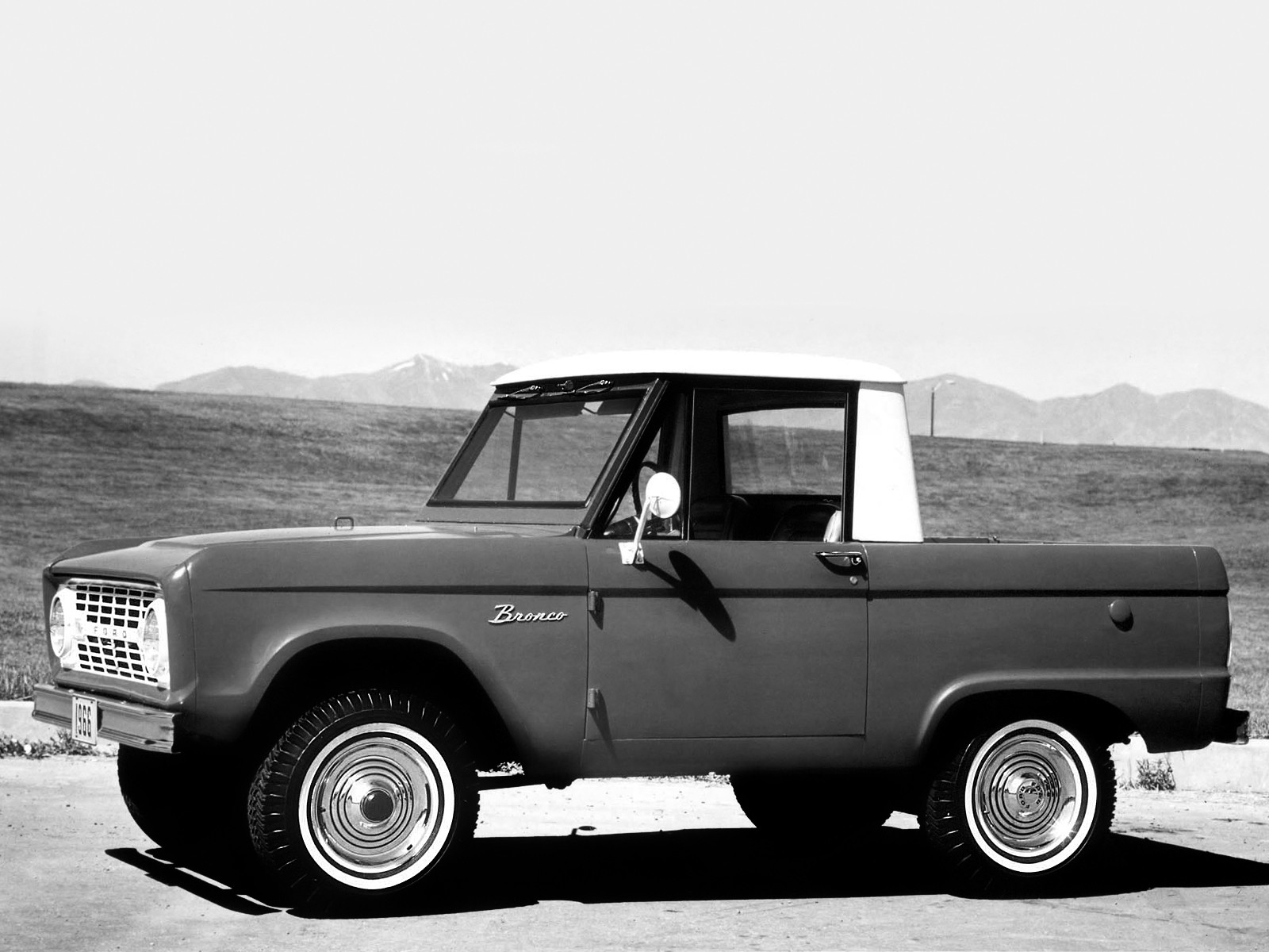 Ford Bronco photo 9