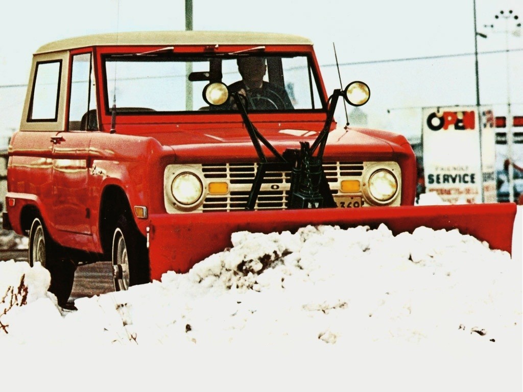 Ford Bronco photo 14