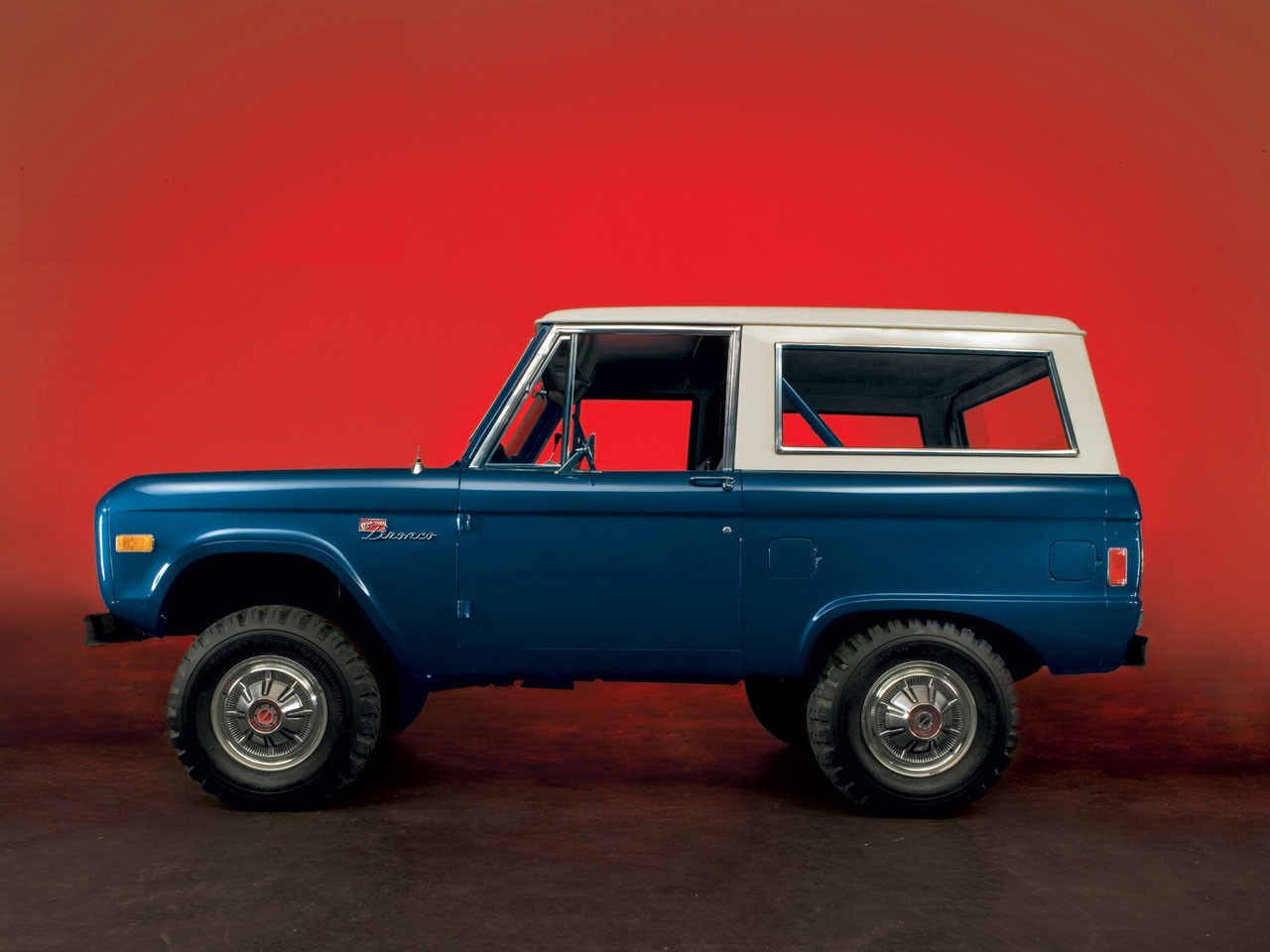 Ford Bronco photo 23