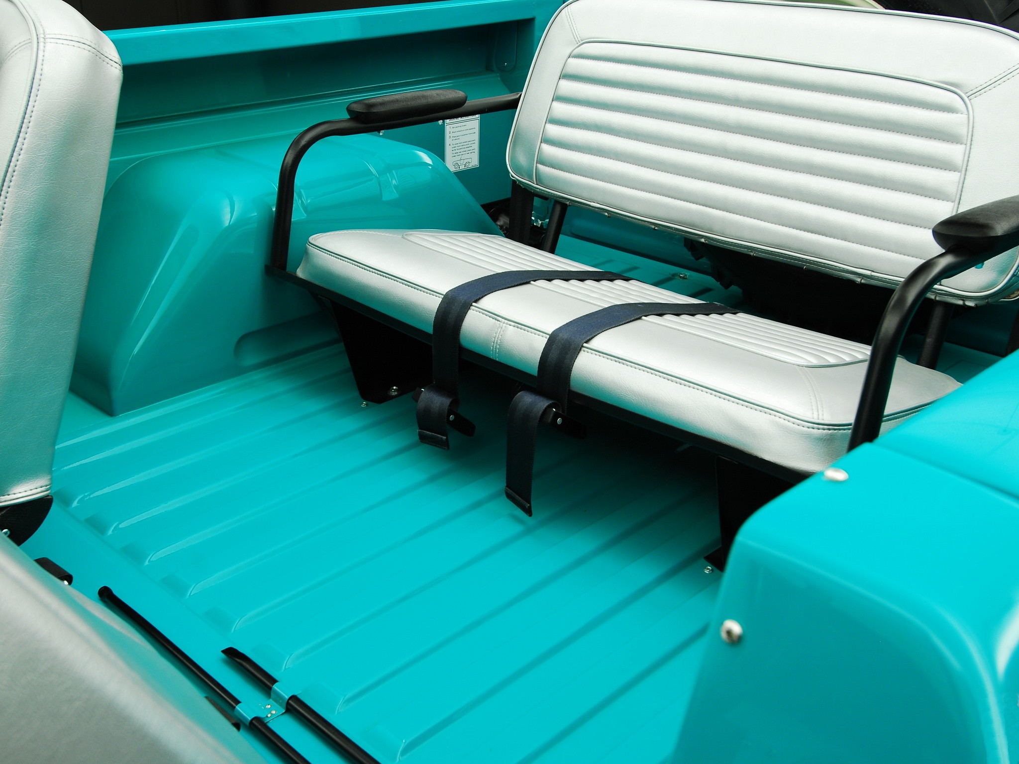 Ford Bronco photo 32