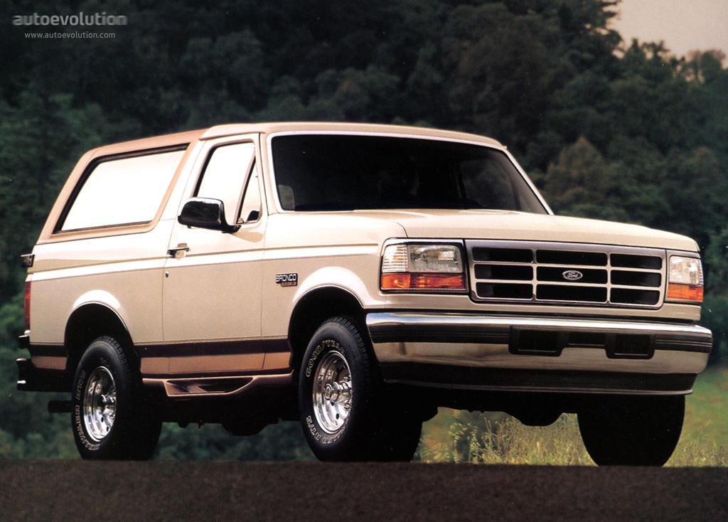 Ford Bronco photo 2