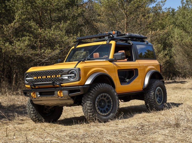 Ford Bronco photo 4