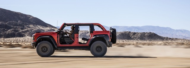 Ford Bronco foto 2