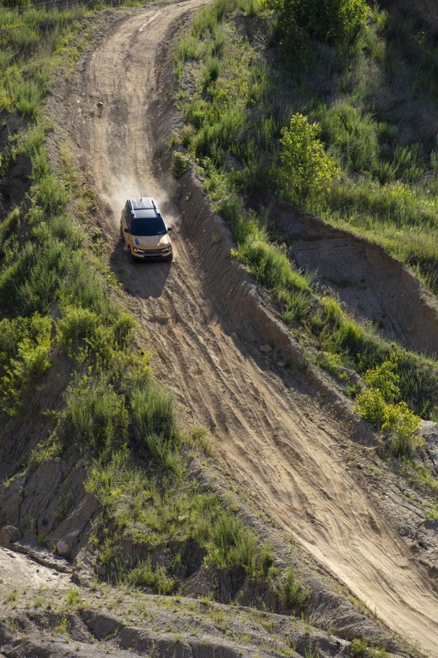 Ford Bronco photo 6