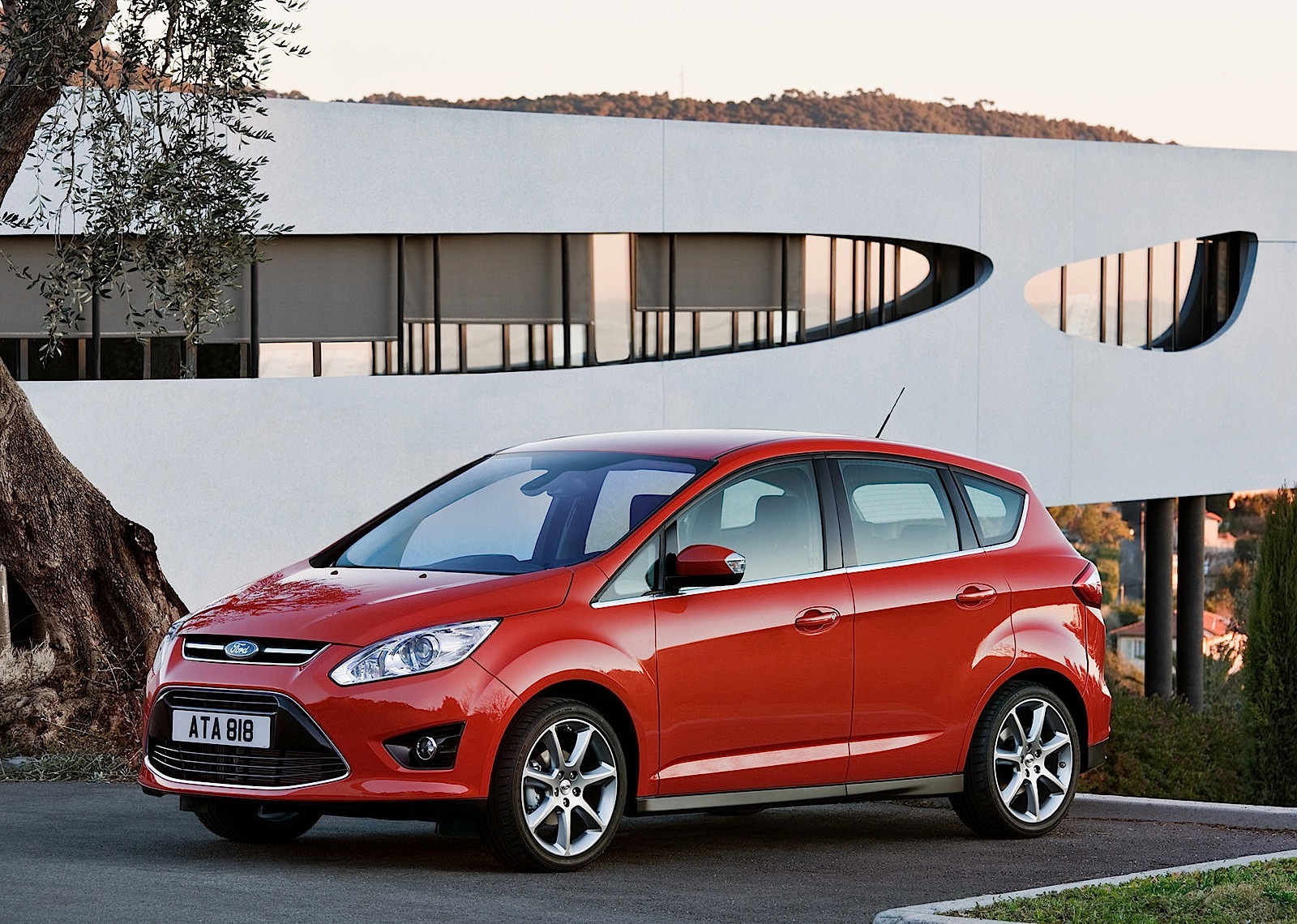 Ford C-Max photo 6